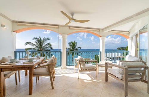 Sunset Crest Apartment | Stunning beachfront condo with amazing beach views - Villas On the Beach 305