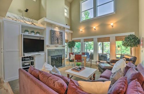 RiverWild House | Stunning Bend Retreat < 20 Mi to Mt Bachelor!