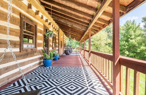 Portland Cabin | Stunning Boho Log Cabin Country Retreat with Pool