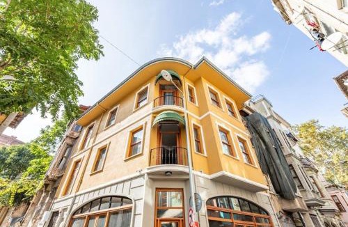 Balat Apartment | Stunning Bright Central Modern 1BD Balat Gem! #328