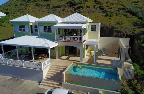 Frigate Bay House | Stunning Caribbean House With Breath-taking Views