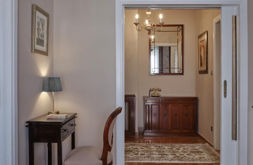 Mousio Apartment | Stunning-Classical 2BD Penthouse