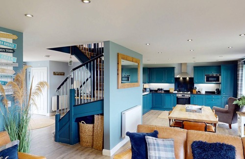 Filey Cottage | Stunning Coastal Cottages - Sleeping 13 in 6 Bedrooms - Pool and Beach Access Included.