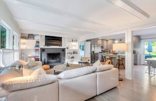 North Haven House | Stunning Contemporary Sag Harbor Estate, Minutes to Sag Harbor Village,.