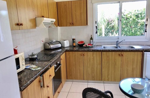 Pegeia Villa | STUNNING CORAL BAY VILLA – PRIVATE POOL, LARGE GARDEN & 3-MIN WALK TO THE BEACH