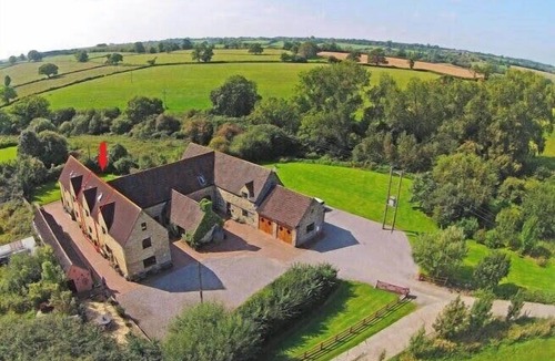 Wotton-under-Edge Cottage | Stunning Cottage on the Edge of the Cotswolds
