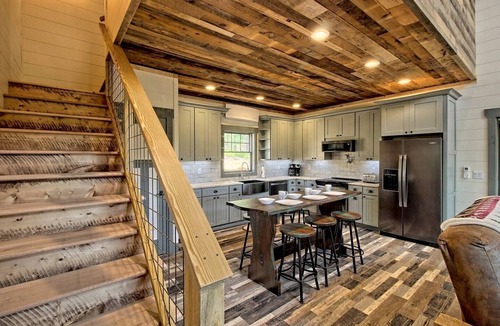 Wiley Cottage | Stunning Cottage Rental Ideal for a Family to Go Glamping in Georgia