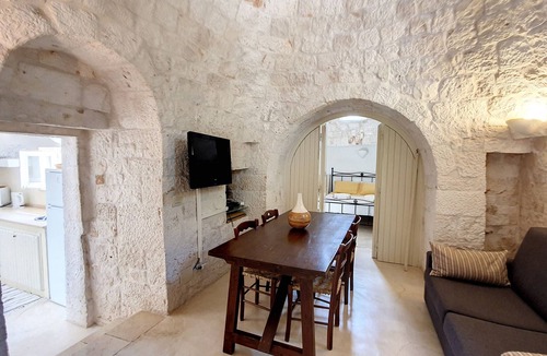 Cisternino Villa | Stunning countryside trulli villa with pool
