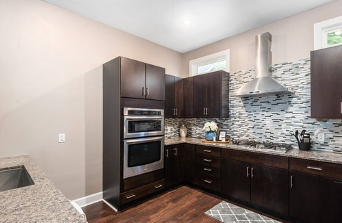 Holy Cross House | Stunning downtown beauty - minutes from all Indianapolis has to offer!