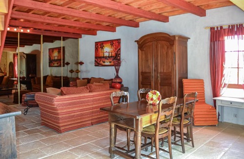 Saint-Quentin-de-Caplong House | Stunning home in St, Quentin de Caplong with 2 Bedrooms, WiFi and Outdoor swimming pool