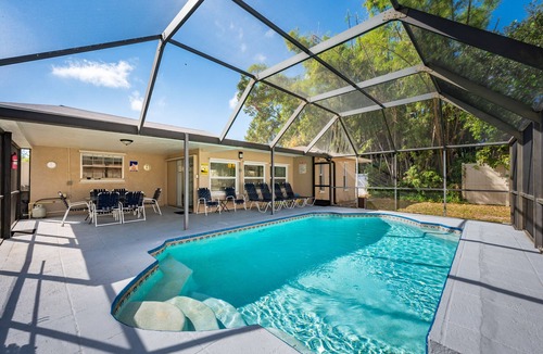 Sarasota Springs House | Stunning Fully Remodeled House with Heated Pool! 30%OFF