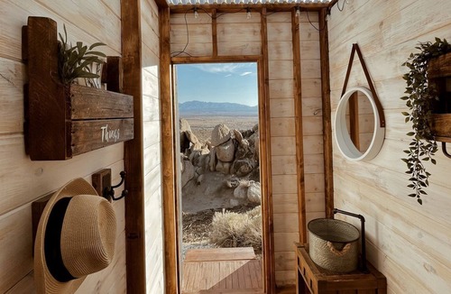 Los Angeles County Cabin | Stunning Geo Dome with Joshua Tree vibes