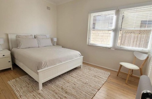 Cronulla Apartment | Stunning Ground Floor Apt with Ocean Views
