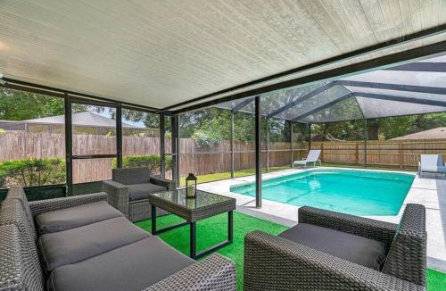 Seffner Community Alliance House | Stunning Heated Pool House Close to Tampa & Casino