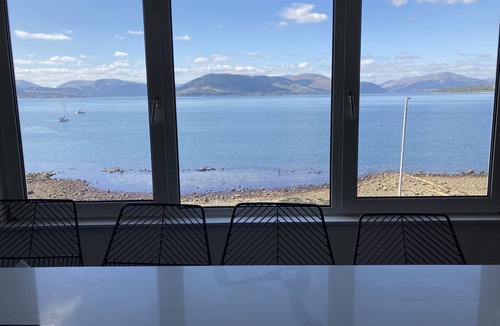 Gourock Apartment | Stunning high spec apartment with Panoramic river views of the Clyde.
