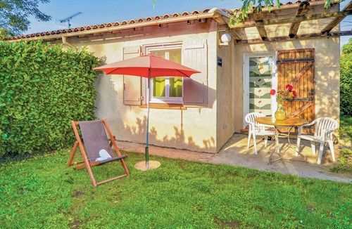 Raphele-les-Arles House | Stunning home in Raphèle-lès-Arles