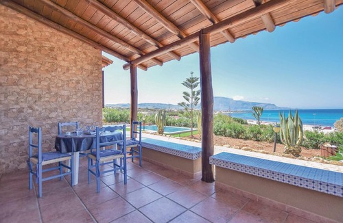 Cornino House | Stunning home in Custonaci
