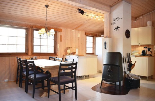 Kroderen House | Stunning home in Eggedal with kitchen