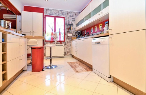 Eyragues House | Stunning home in Eyragues