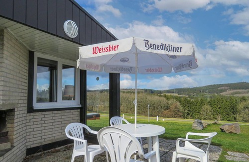 Ferienhausgebiet Hillenseifen House | Stunning home in Gerolstein with WiFi