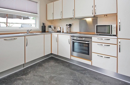 Hejsager Strand House | Stunning home in Haderslev with kitchen