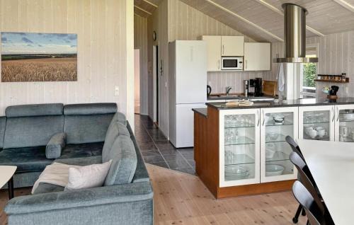 Flovt Strand House | Stunning Home In Haderslev With Wifi