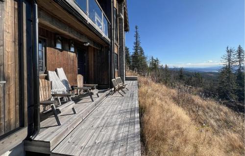 Kroderen House | Stunning Home In Noresund With Sauna