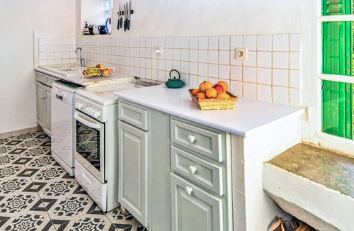 Violes House | Stunning home in Violès