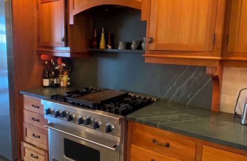 West Queen Anne House | Stunning Home, Sweeping Views, Rooftop Hot Tub, 5 bedroom, 3.5 bathrooms