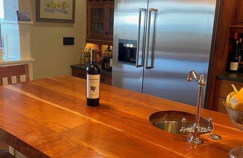 West Queen Anne House | Stunning Home, Sweeping Views, Rooftop Hot Tub, 5 bedroom, 3.5 bathrooms