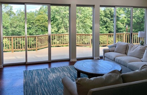Middle Hope House | Stunning Hudson Valley Retreat: Huge deck with views, 90min from NYC