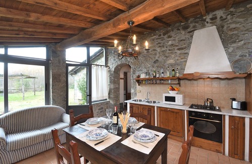 Coreglia Antelminelli House | Stunning private villa for 4 guests with private pool, WIFI, TV and pets allowed