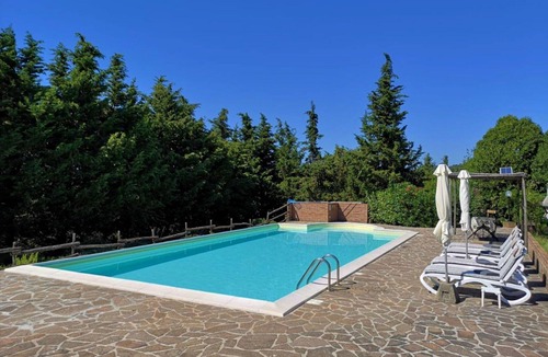 Pomarance Villa | Stunning private villa with private pool, WIFI, A/C, TV, patio, pets allowed and panoramic view