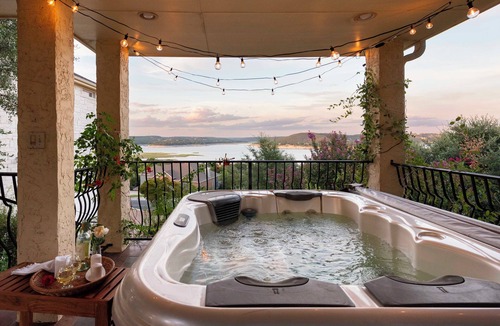 Travis Landing Villa | Stunning L. Travis Sunrise Lake House Large 4B w/Views, Hot tub, theater & Gym