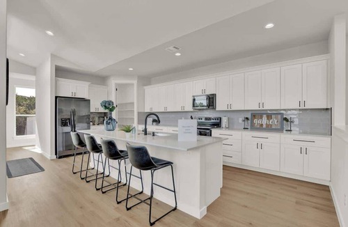 Point Venture House | Stunning Lake Home With Pool-beach-gym-boat Access