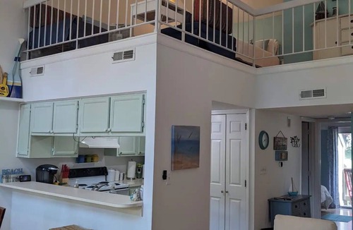 Avoca Condo | Stunning Lake-themed condo on Lake Monroe at Eagle Pointe Golf Resort.