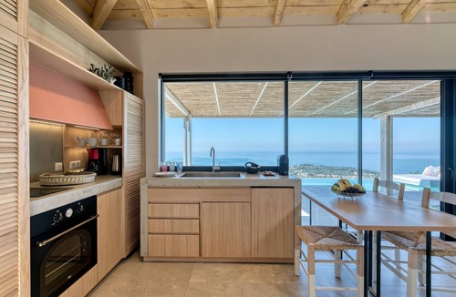 Kavallos Villa | Stunning Lefkada Villa | 2 Bedrooms | Villa Souyadora | Infinty Pool