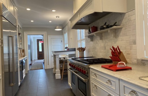 Saratoga Springs House | Stunning Mansion in the center of town