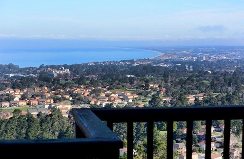 Monterey House | Stunning Monterey Bay Harbor View at your Fingertips 3 bedrooms 3 baths