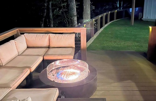 Highlands Hills House | Stunning Mountain Retreat in Highlands, NC – A Perfect Getaway