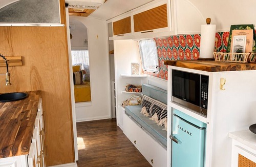 Court House House | Stunning Mountain Retreat with Vintage Airstream and Private 2 Acres with View