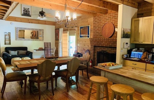 Elkton House | Stunning Mountain Views, Hot Tub, Indoor and Outdoor Fireplace, and Game Room!