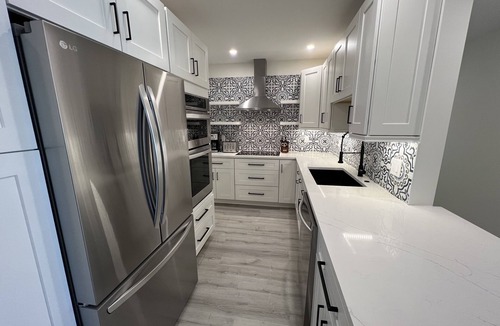 Garden Isles Condo | Stunning newly renovated 2br 2ba condo just 5 minutes from the beach