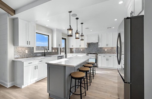 Ship Bottom House | STUNNING OCEAN BLOCK W/a POOL, NEW CONSTRUCTION!