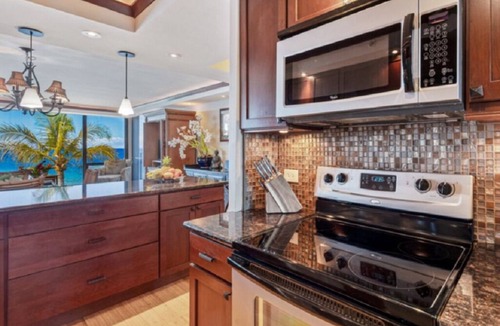 Honokowai Condo | Stunning Ocean Front 1-Bedroom Condo WiFi, AC; Mahana 608