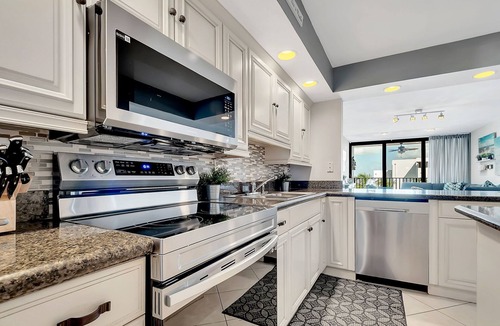 Key Largo Condo | Stunning Ocean View/Sunsets, A true "Gem by the Sea" great for relaxation & fun