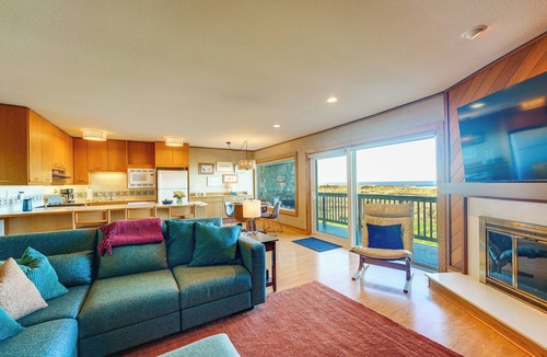 Gearhart Condo | Stunning Ocean Views! Oregon Coast Condo