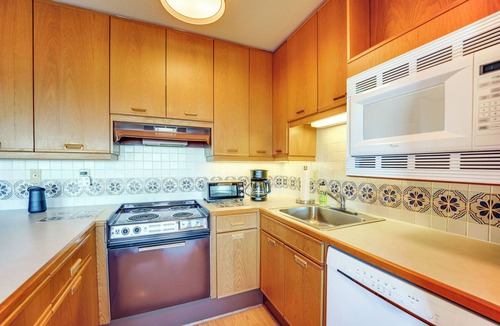 Gearhart Condo | Stunning Ocean Views! Oregon Coast Condo