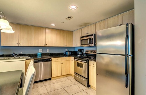 Downtown Myrtle Beach Condo | Stunning Oceanfront King Suite at Oceans One Resort 17th Floor
