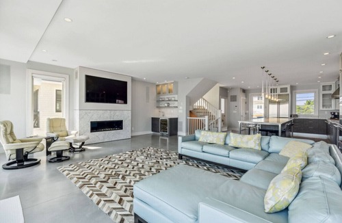 Wells House | Stunning Oceanfront Home on Private Moody Beach!